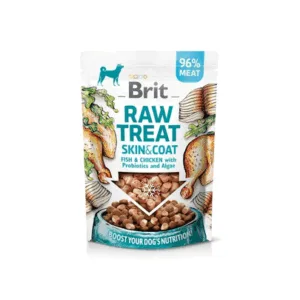 Comanda online BRIT Recompensa caini Raw Treat Freeze Dried Skin Coat 40 g peste si pui liofilizat cu probiotice